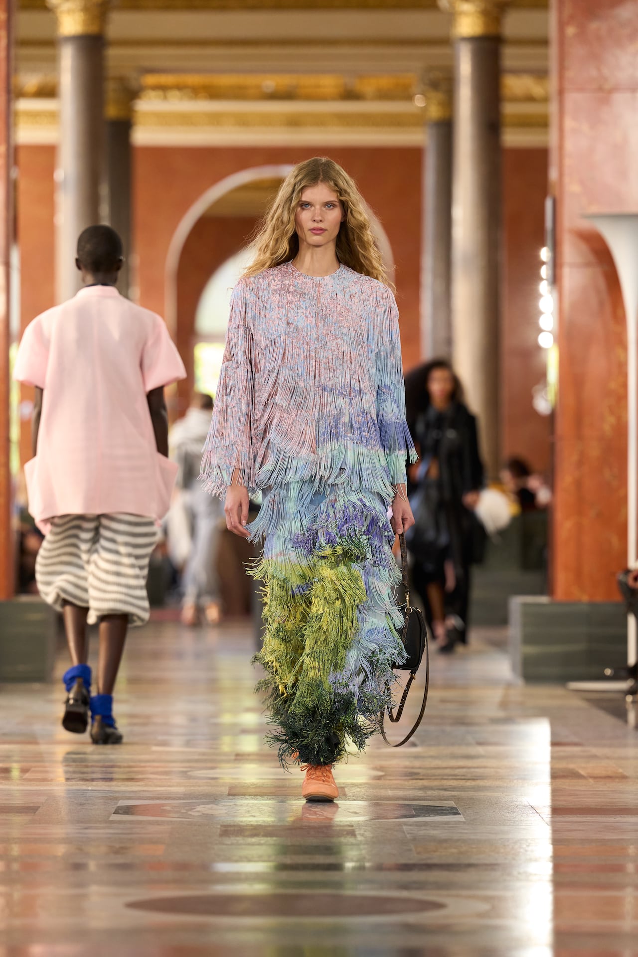 El arte de vestirse para uno mismo: Primavera-Verano 2026 de Louis Vuitton