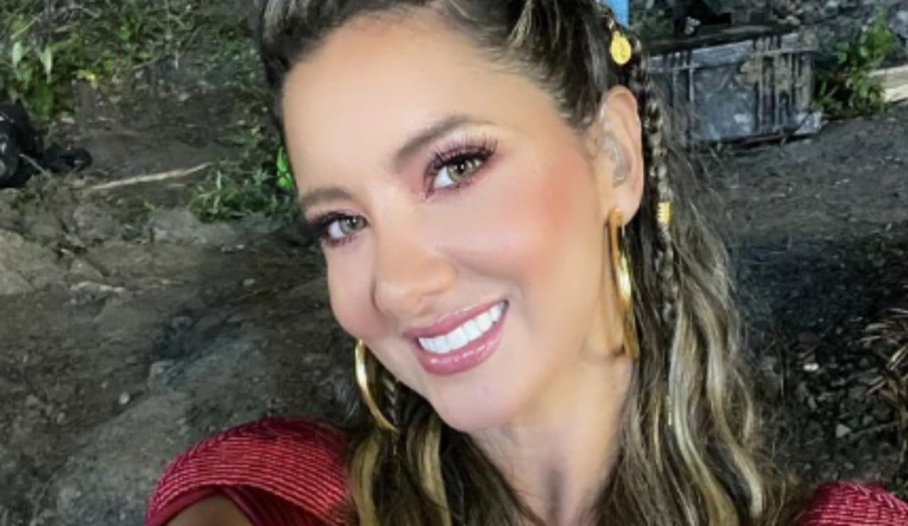 La celebridad fue vista disfrutando del Carnaval de Barranquilla, lejos de los rumores sobre una supuesta crisis con Daniel Arenas.