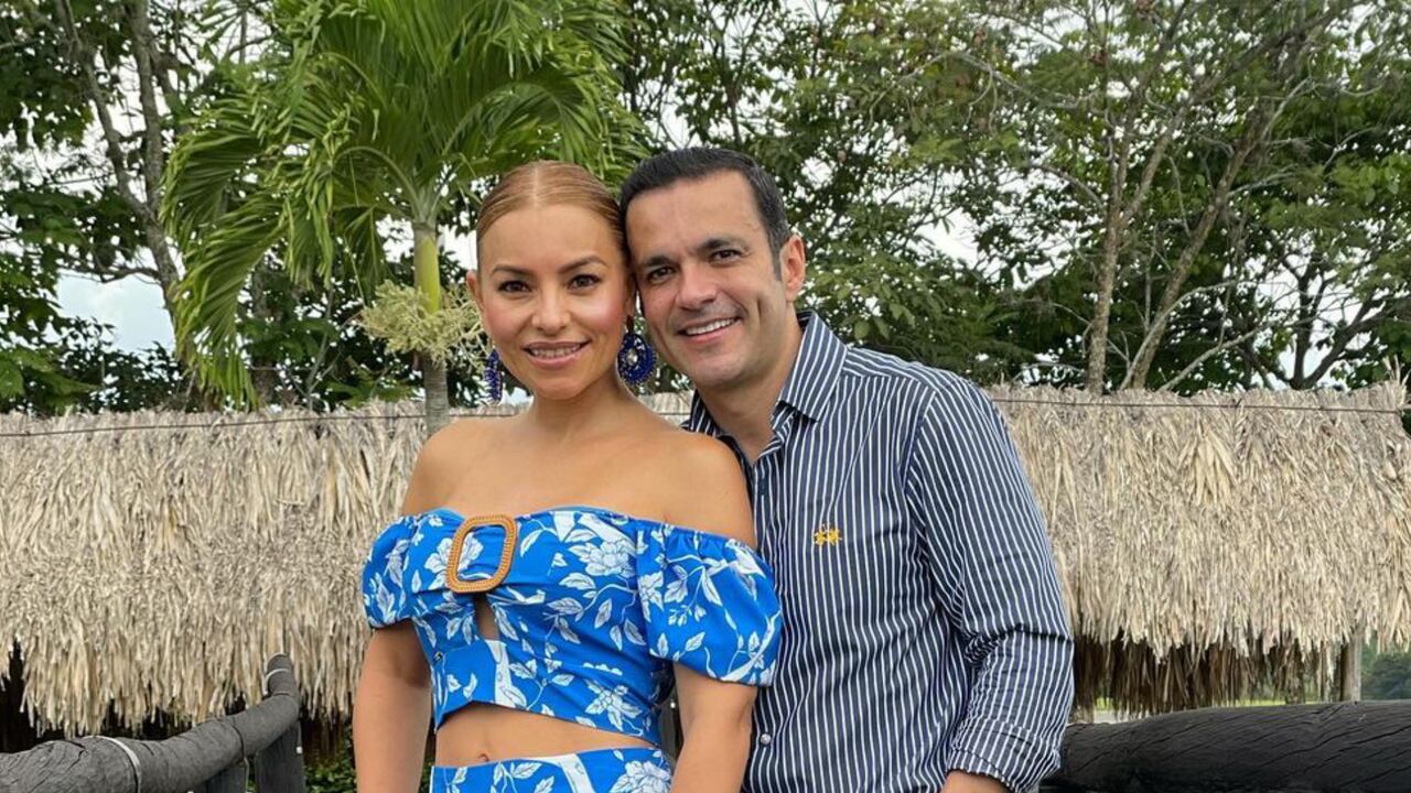 Ana María Escobar junto a su esposo, Juan Diego Alvira.