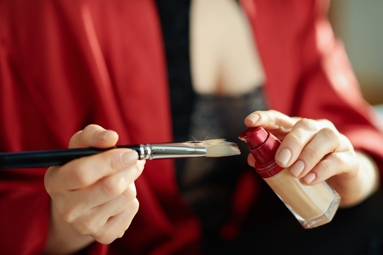 Aplicar el autobronceado con los productos recomendados