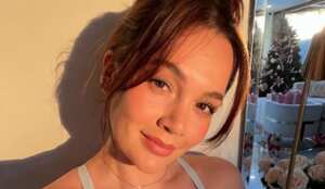 La cantante asistió a un evento en el que también cantó al ritmo de Pipe Bueno.