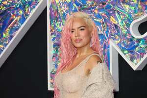 La colombiana ha sido aplaudida por su más reciente reconocimiento en los premios VMAs 2023.