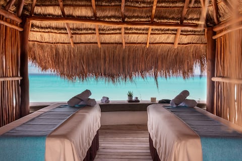 JW Marriott Cancun Resort & Spa ofrece un ambiente cuidadosamente diseñado que captura el encanto del Caribe
Mexicano.