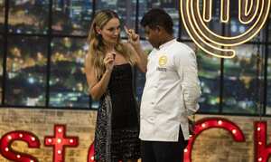 Claudia Bahamón y 'El Negrito' en 'MasterChef Celebrity'.