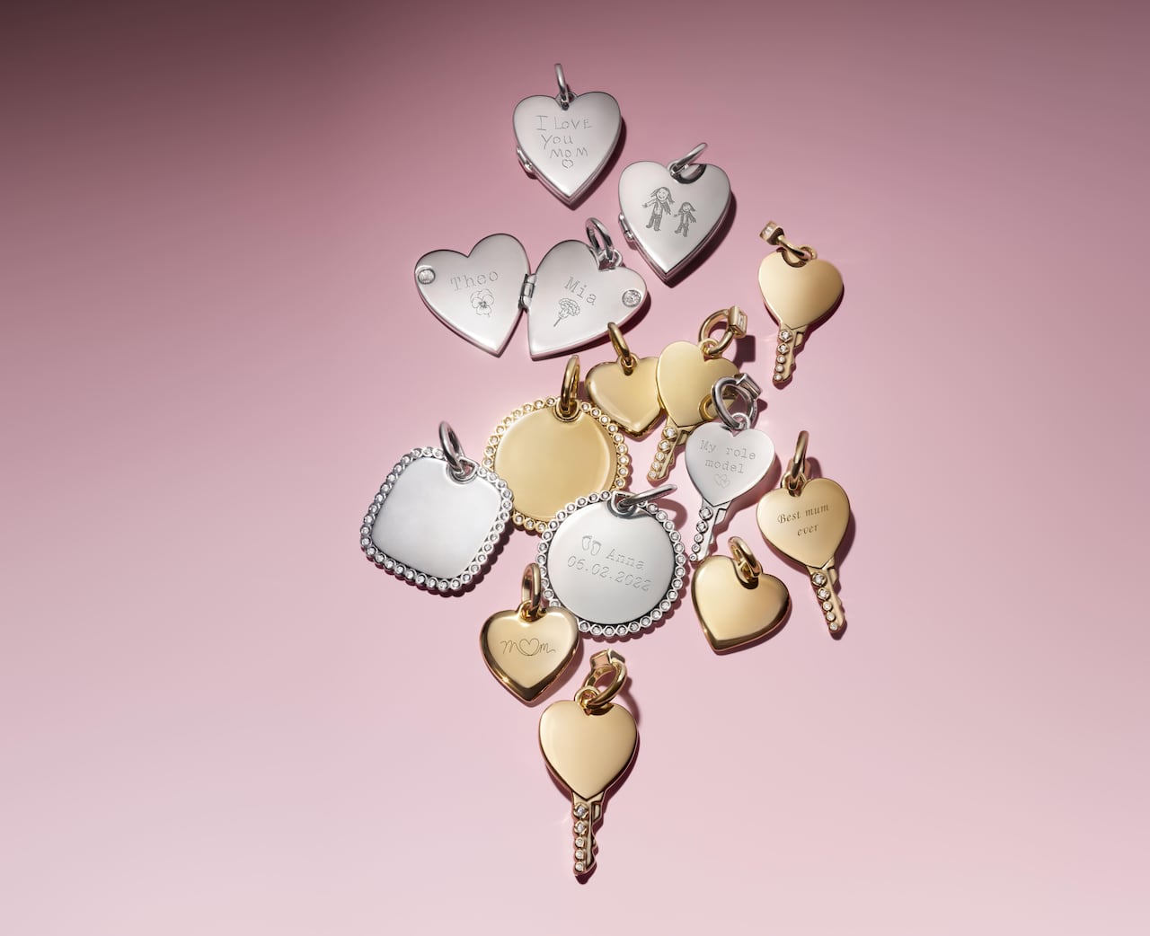 Pandora presenta una propuesta que trasciende el regalo tradicional para reconocer las múltiples dimensiones de una madre