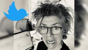 Margarita Rosa de Francisco ha sido una de las artistas más activas en Twitter. Es una acérrima defensora del gobierno del presidente Gustavo Petro.