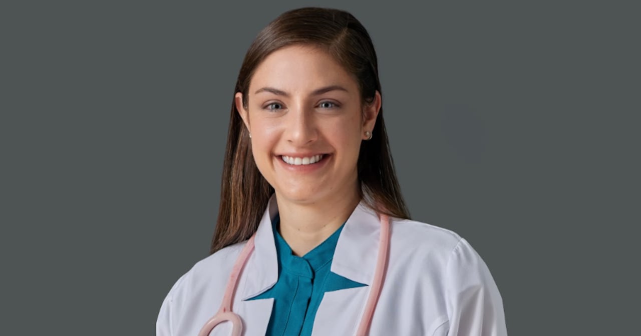 Paola Abad, doctora de 'Clínica X'