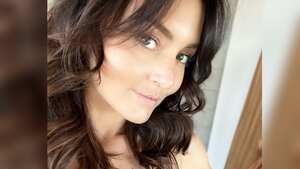 Angelique Boyer en una selfie que compartió recientemente con sus seguidores en cuenta de Instagram @angeliqueboyer.