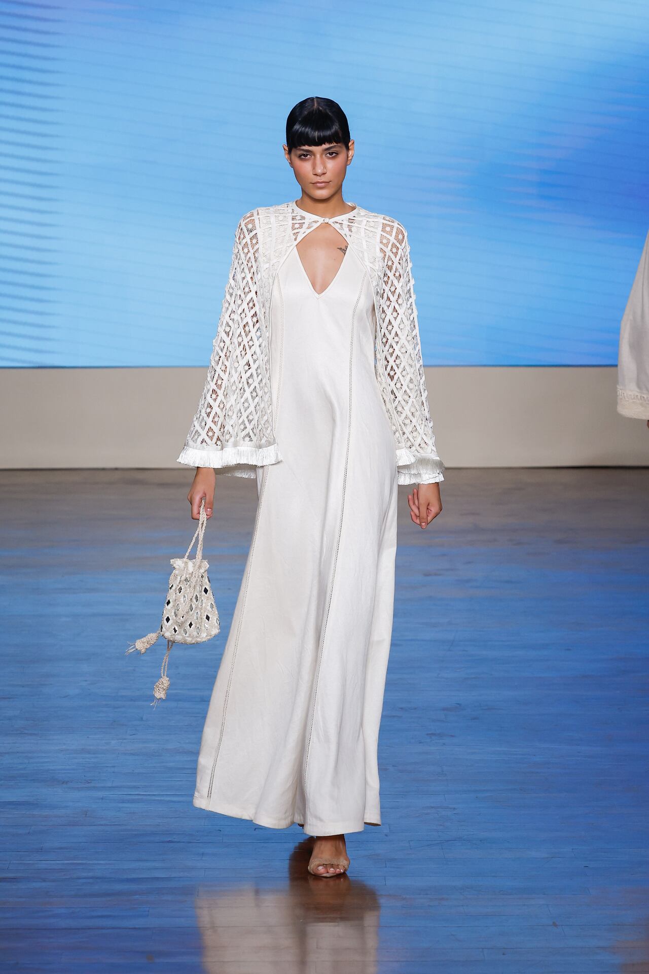 Natural Cotton Color.