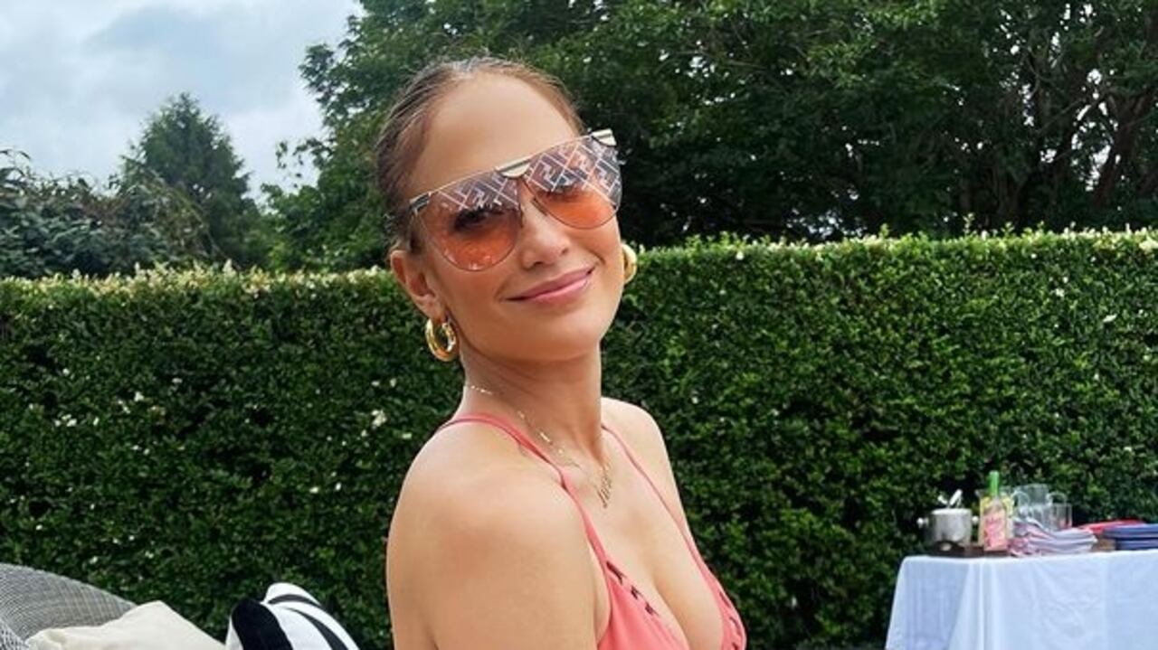 Jennifer López
@jlobeauty