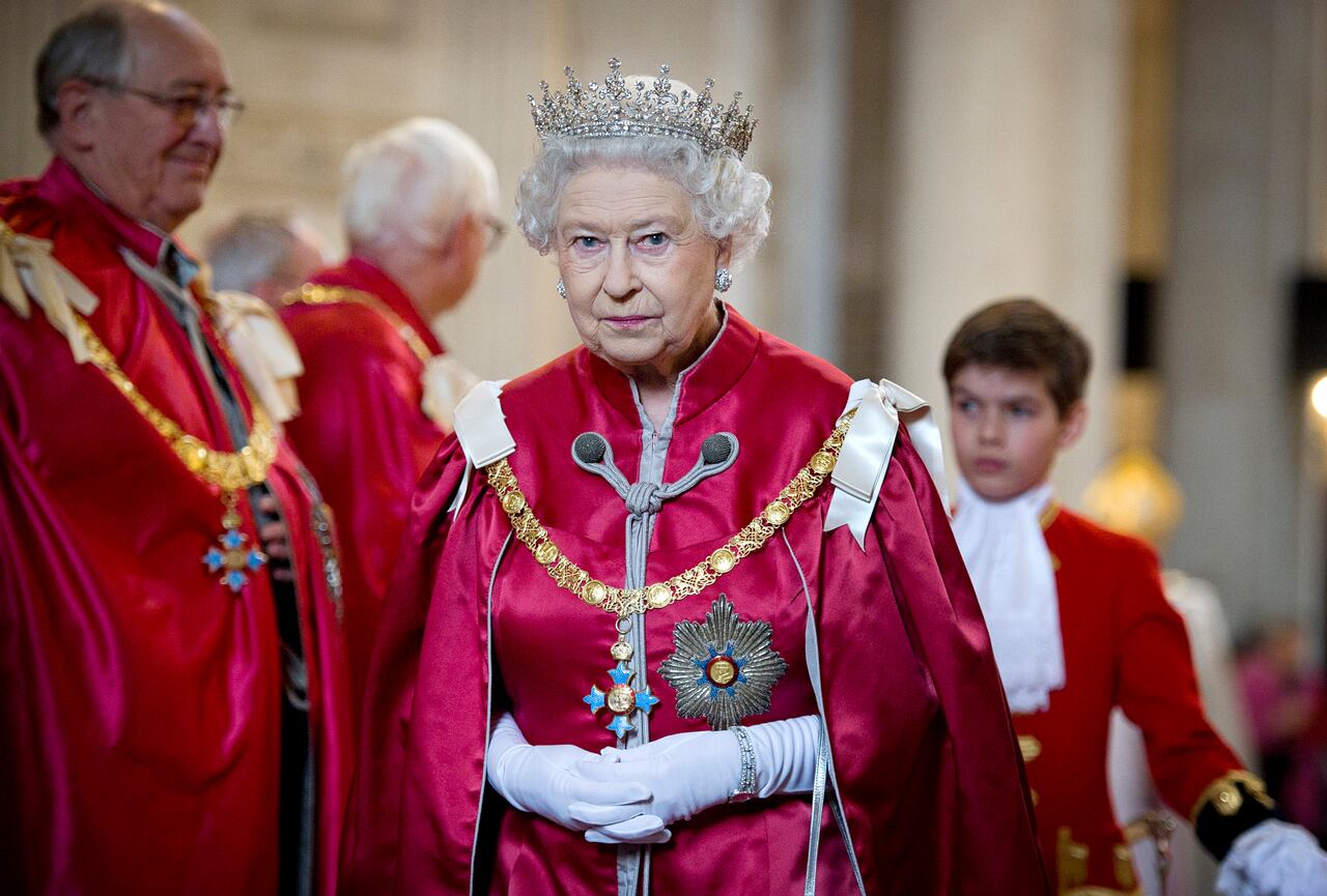 LONDON, UNITED KINGDOM - MARCH 07:  Queen Elizabeth II attends a service for the Order of the British Empire at St Paul's Cathedral on March 7, 2012 in London, England. (Photo by Geoff Pugh - WPA Pool /Getty Images)