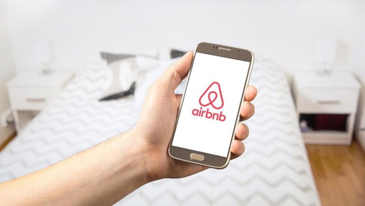 AIRBNB