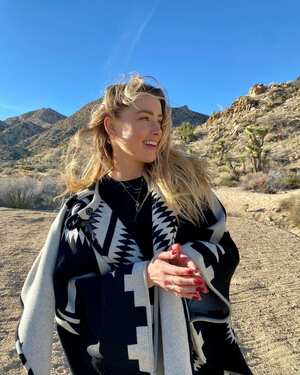 Amber Heard recibe propuesta de matrimonio
