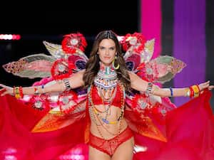 SHANGHAI, CHINA - NOVEMBER 20: Alessandra Ambrosio at the 2017 Victoria's Secret Fashion Show on November 20, 2017 in Shanghai, China. (Photo by J. Lee/FilmMagic)