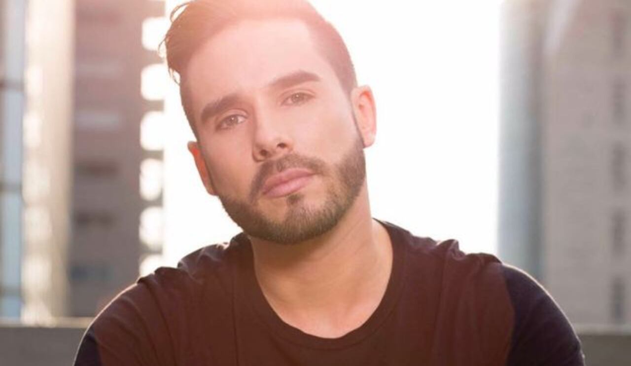 Sebastián Caicedo anunció una gran noticia junto a su novia, Juliana Diez.