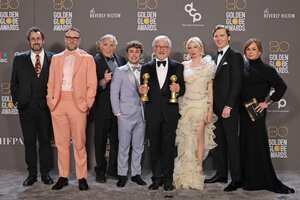 BEVERLY HILLS, CALIFORNIA - JANUARY 10: (L-R) Tony Kushner, Seth Rogen, Judd Hirsch, Gabriel LaBelle, Steven Spielberg, Michelle Williams, Paul Dano, and Kristie Macosko Krieger, winners of Best Picture - Drama for "The Fabelmans", pose in the press room during the 80th Annual Golden Globe Awards at The Beverly Hilton on January 10, 2023 in Beverly Hills, California. (Photo by Amy Sussman/Getty Images)