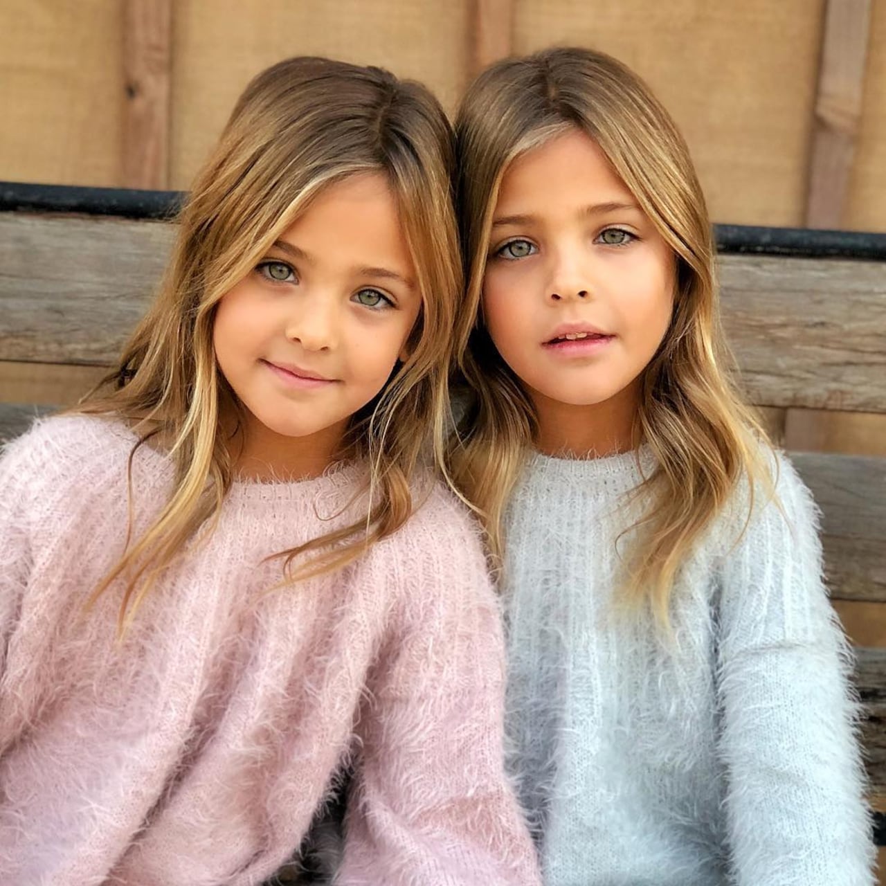 Gemelas Clements, las gemelas más bellas del mundo, en una campaña de Zara Kids