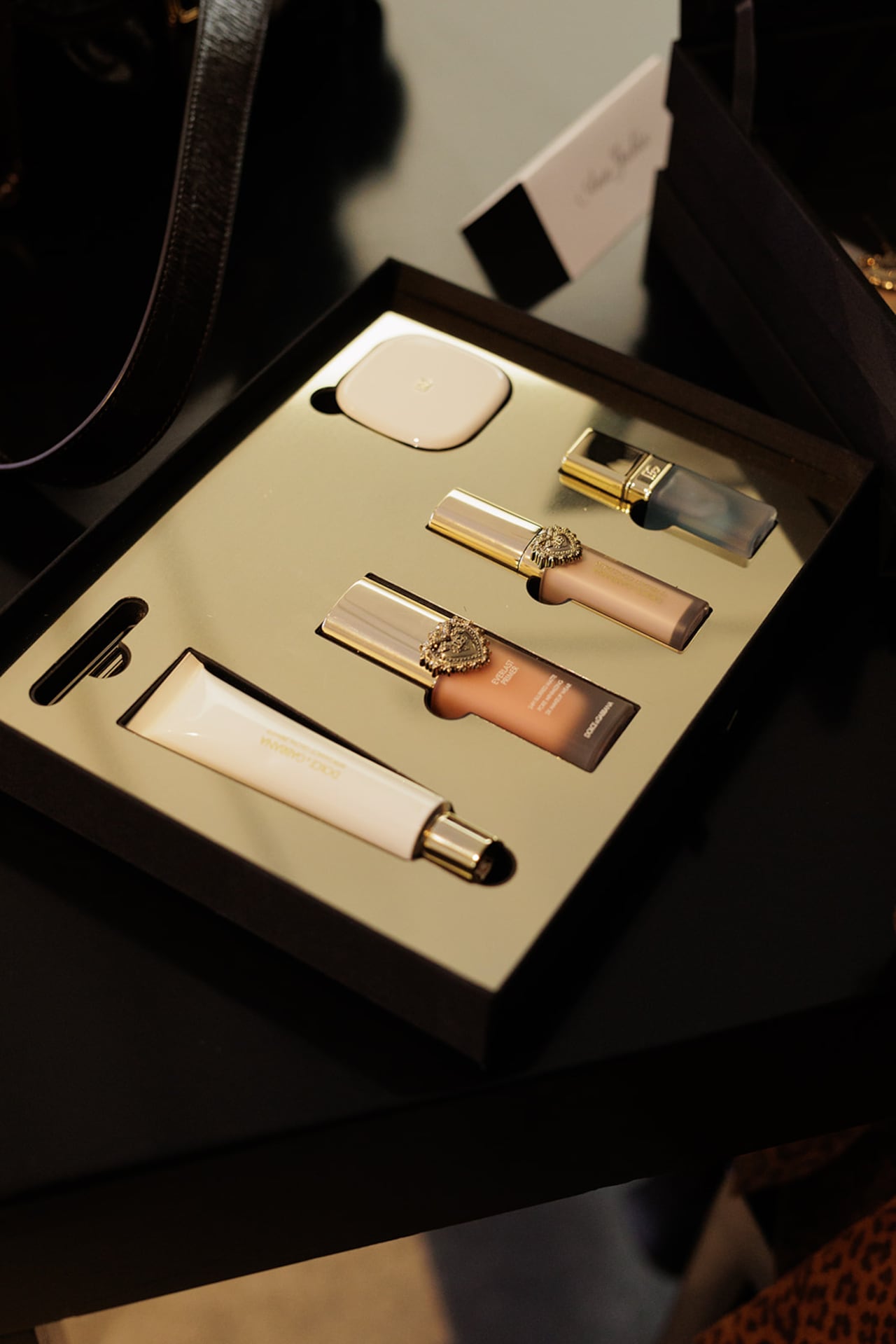 La visión de belleza de Dolce&Gabbana aterriza en Colombia